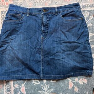 Croft and Barrow Denim Blue Skort